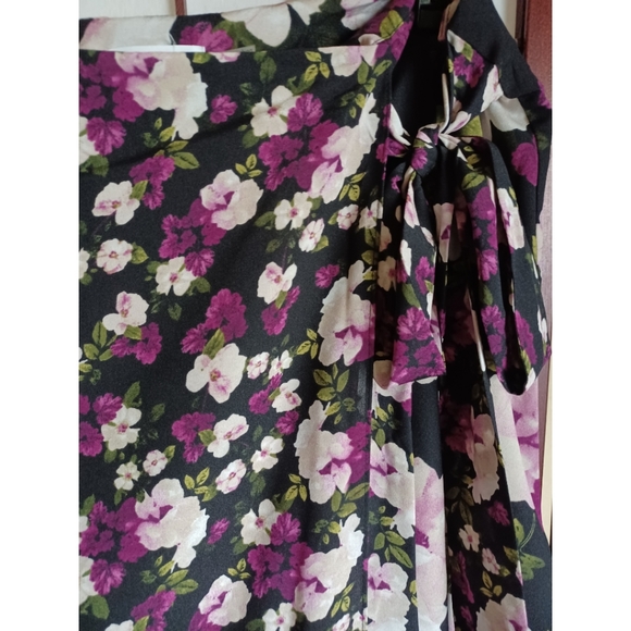 🥰HP🥰Calvin Klein Women's Black Plus Size Floral-Print Wrap Skirt - Picture 11 of 15